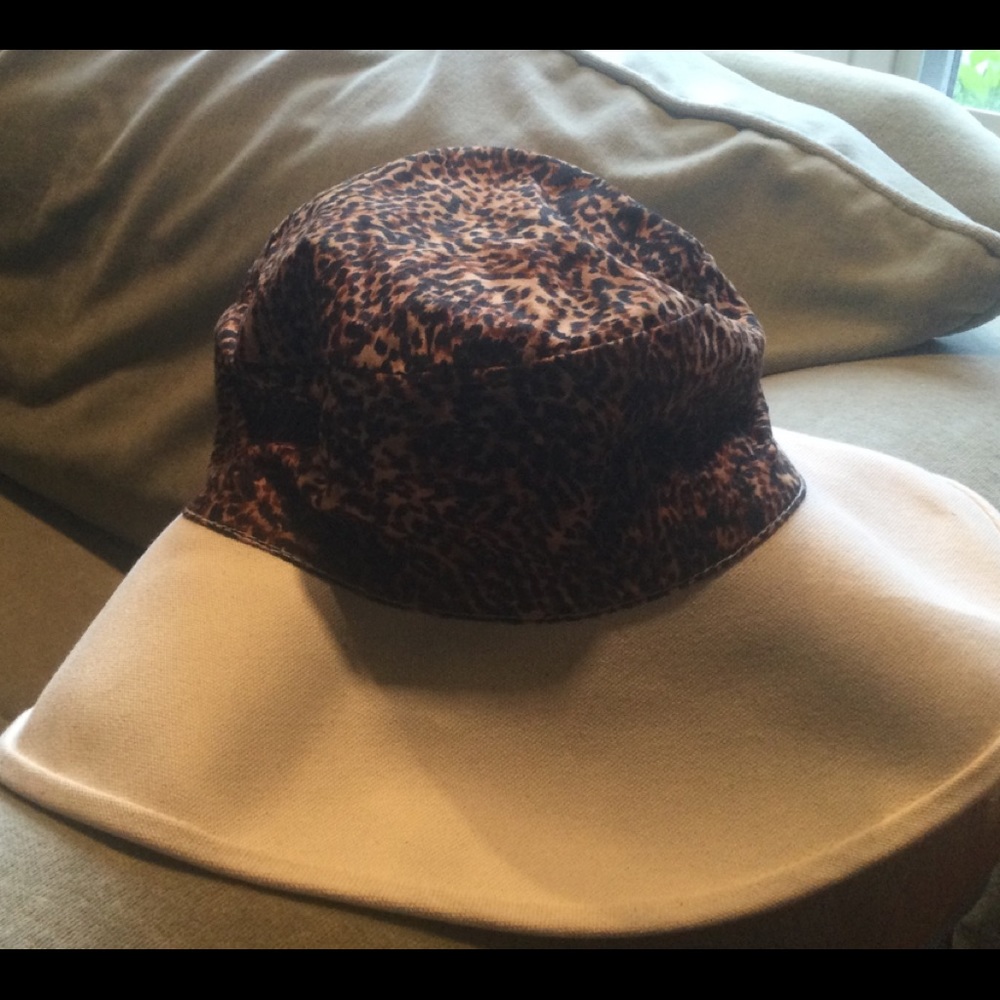 Sport Buddy cream Beach Hat Size M